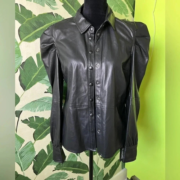BLANKNYC Faux Leather Puff Sleeve button Down Shirt M NWT - Picture 4 of 9